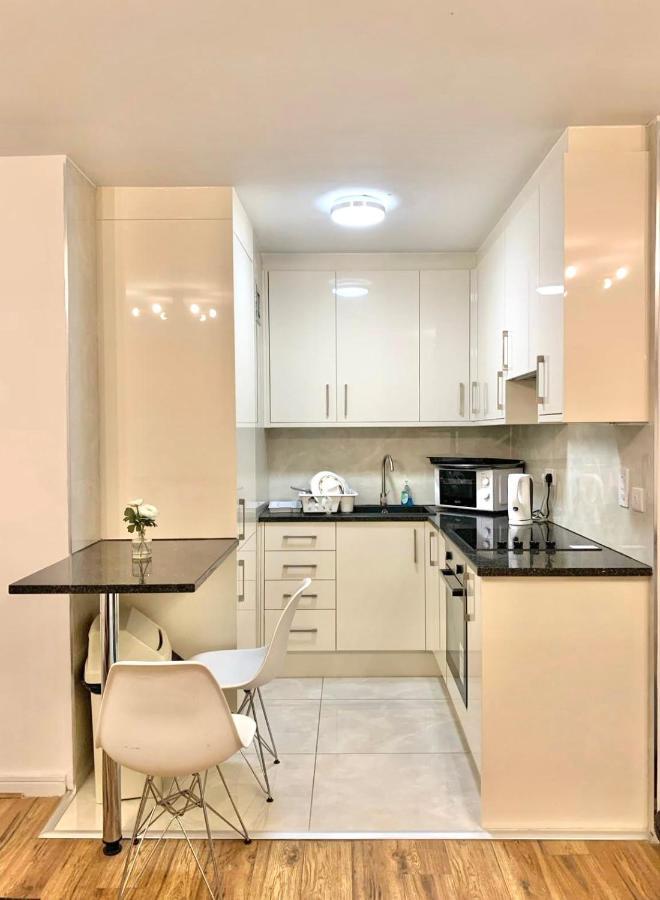 Appartement 1 Br-kensington-24 7 Security-netflix *