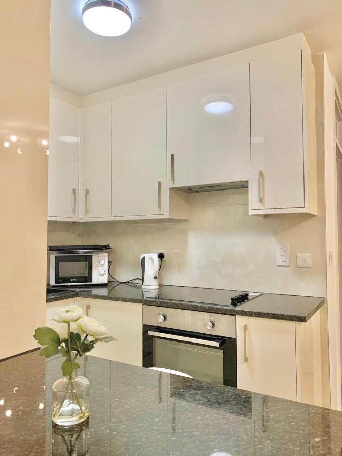 1 Br-kensington-24 7 Security-netflix Appartement *